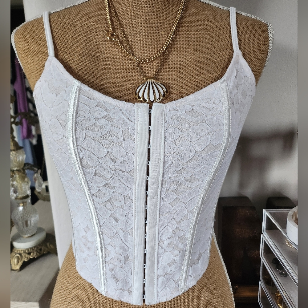 White Lace VTG Corset